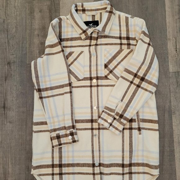 Hollister Long  Plaid Coat - Picture 1 of 3